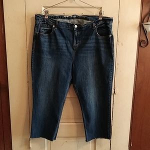 Raw hem straight fit jeans